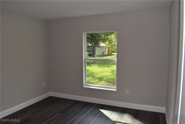 Building Photo - 5572 Carso Terrace