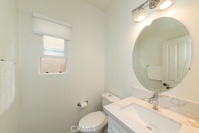Building Photo - 72 Chantilly
