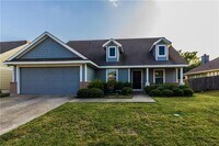 Building Photo - 9913 Summer Sweet Dr