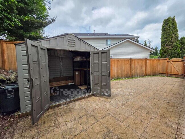 Building Photo - 11519 45th Ave SE