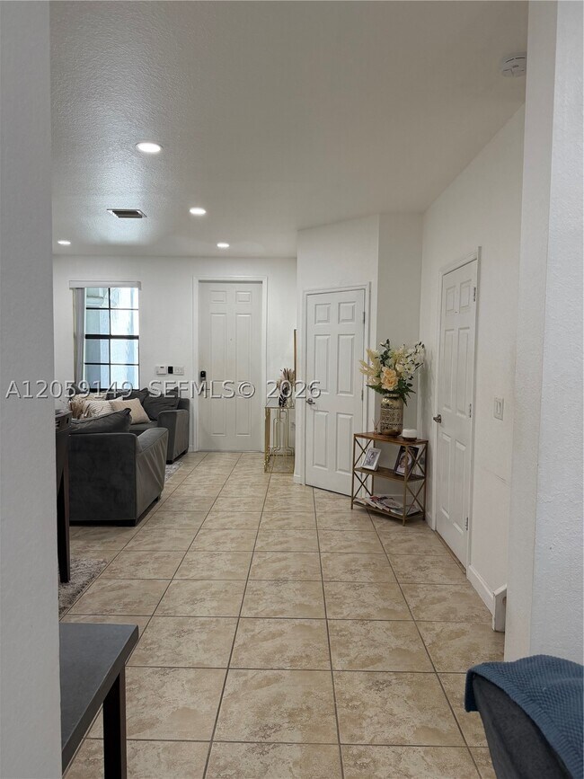 Building Photo - 11302 NW 88th St