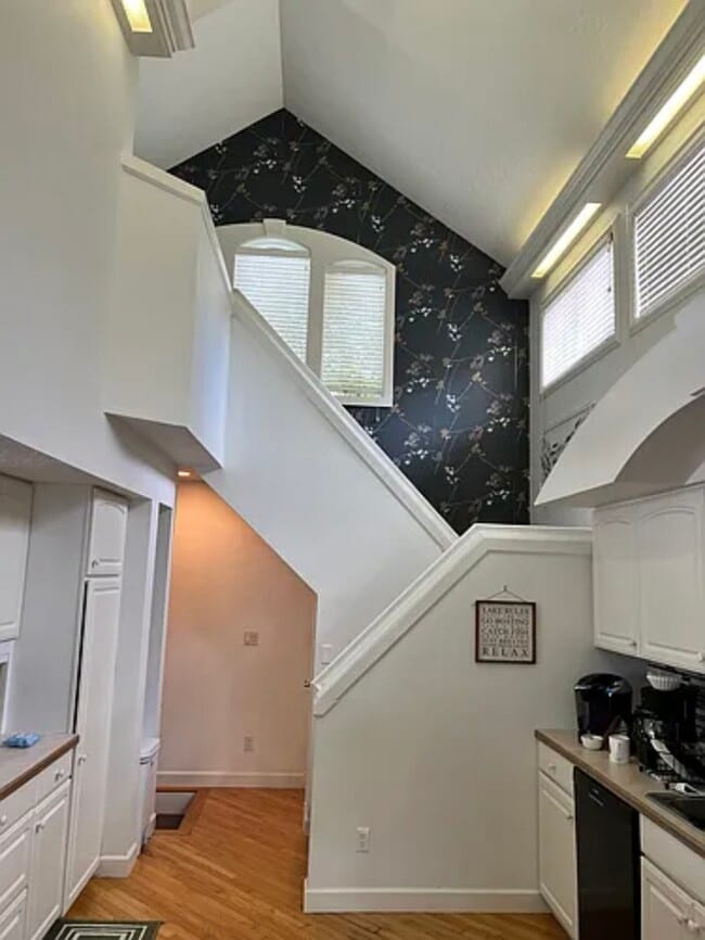 Building Photo - 8862 Bellemere Ct