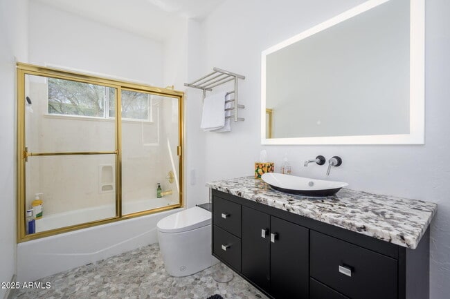 Building Photo - 25810 N Abajo Dr