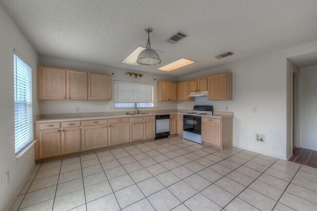 Building Photo - 2623 Andres Way