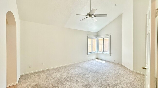 Building Photo - Beautifully Updated Single-Story Home in t...