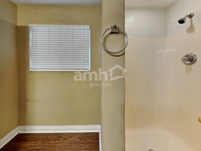 Building Photo - 9709 Wickland Ct