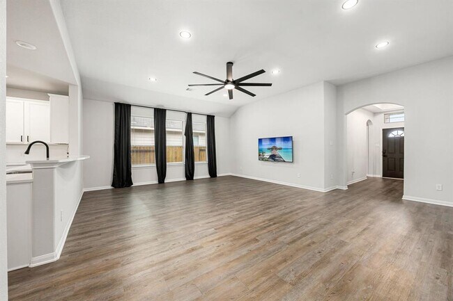 Building Photo - 11323 Cora Ln