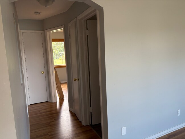 Building Photo - 5231 Daleside Dr