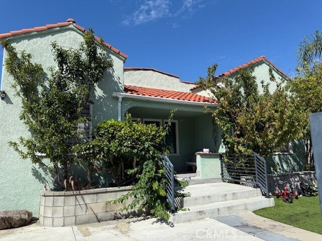 Primary Photo - 14751 Monroe St