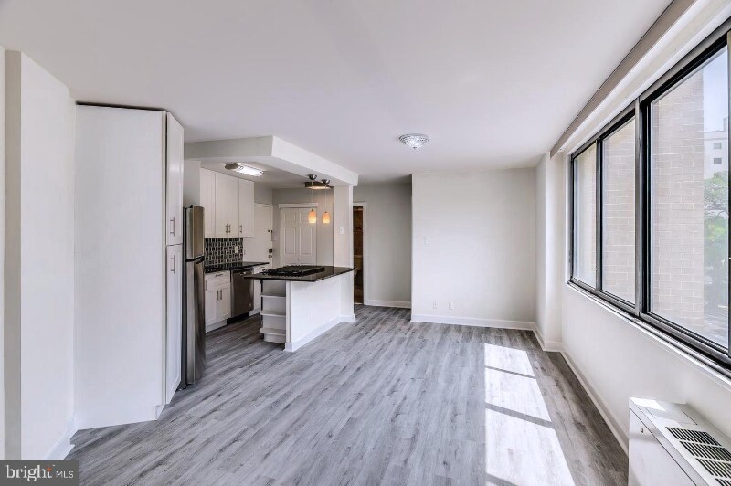 Building Photo - 2201 New Hampshire Ave NW