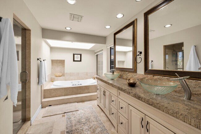 Building Photo - 45458 Rancho Palmeras Dr