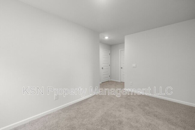 Building Photo - 129 Azure Dr