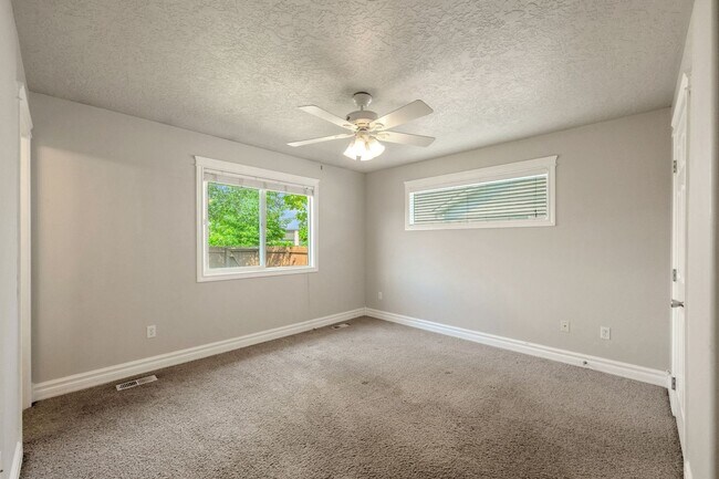 Building Photo - Charming 3BR House in Fort Collins