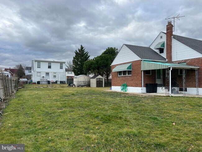 Building Photo - 311 Folsom Ave