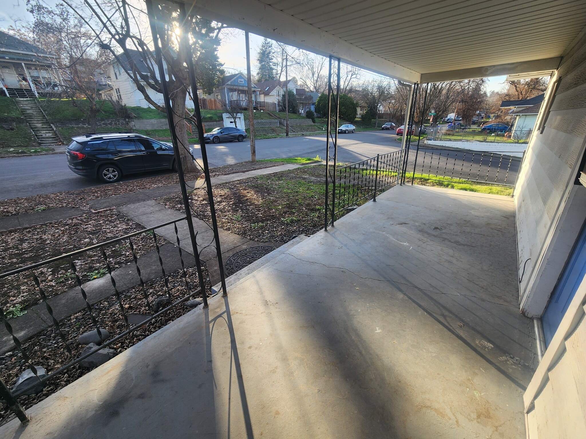 Building Photo - 1703 7th Ave