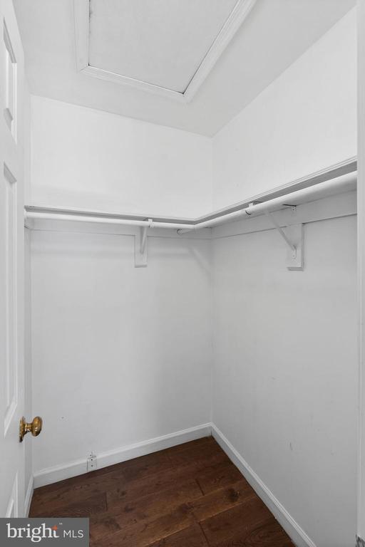 Building Photo - 219 Heather Ct