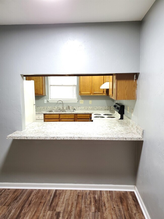 Building Photo - 2903 Woodrich Dr