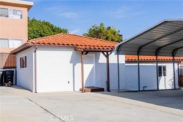 Primary Photo - 536 Short St