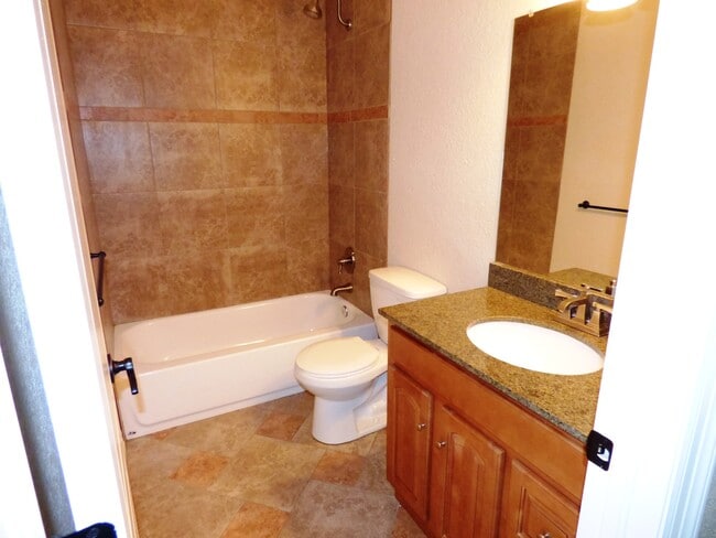 Building Photo - Stunning 3 Bedroom/ 3 Bath Home With Large Backyard!