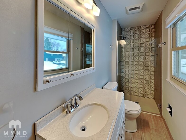 Building Photo - 4221 Evansdale Rd