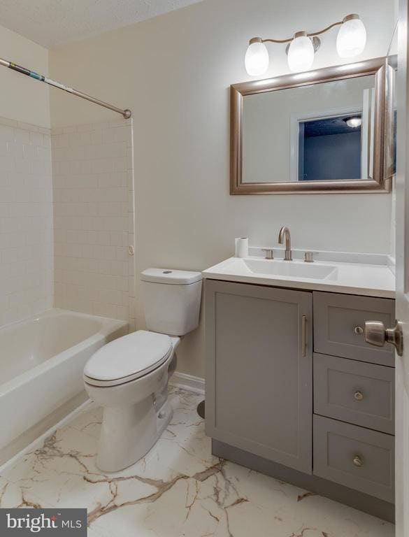 Building Photo - 2502 Regal Pl