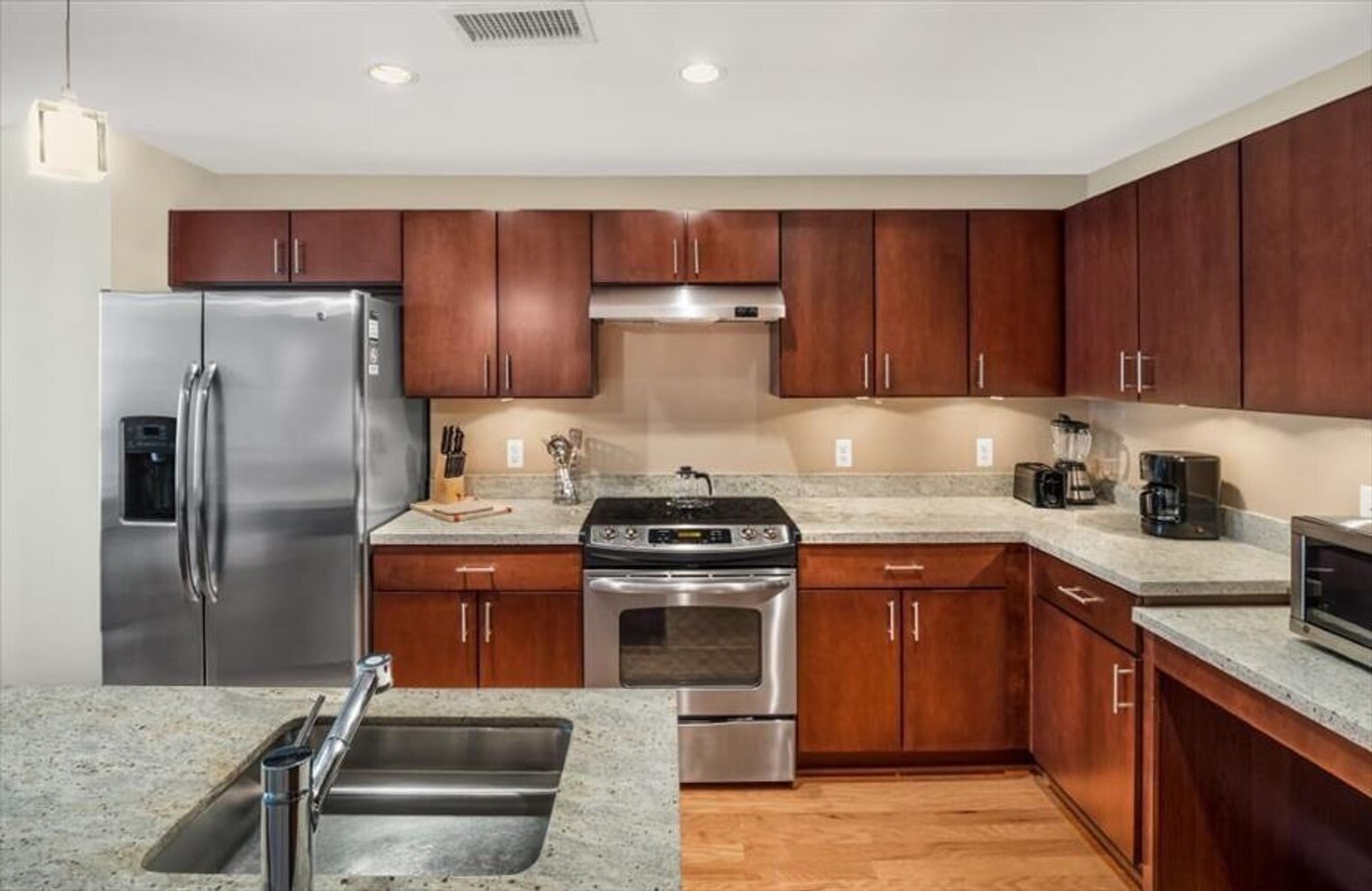 Building Photo - 2201 I St NW