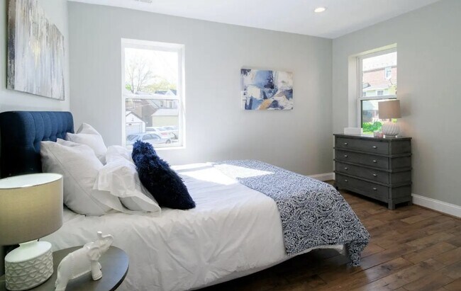 Building Photo - 4410 16th St NE