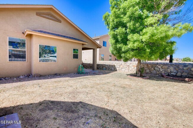 Building Photo - 14447 Miguel Terrazas Dr