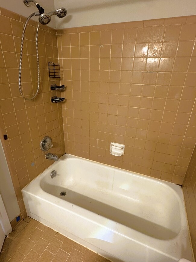 Building Photo - 6398 N Fawn Hollow Cir