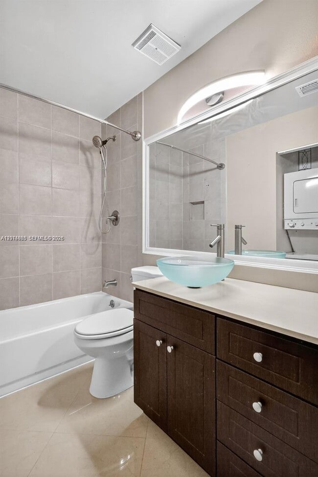 Building Photo - 9407 SW 138th Pl