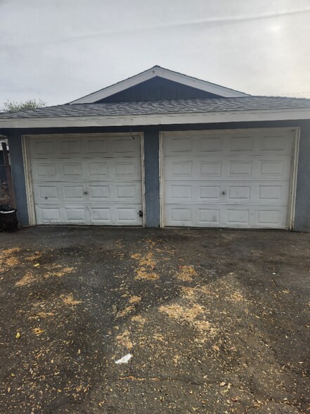 Building Photo - 5121 Merle St