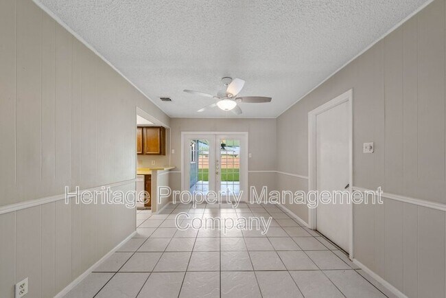 Building Photo - 7422 Stonehouse Dr