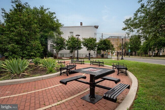 Building Photo - 1516 Marion Barry Ave SE