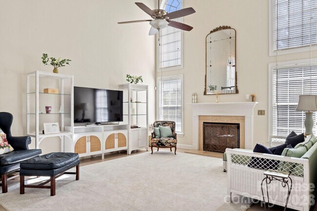 Building Photo - 4442 Huntscroft Ln
