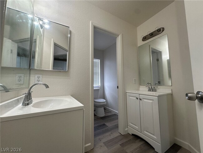 Building Photo - 6504 Eagle Creek Ln