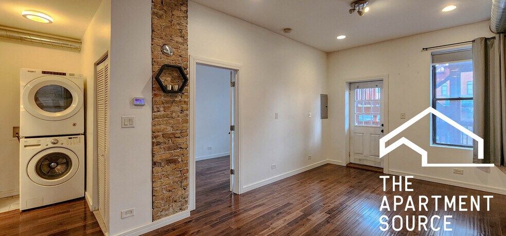 Building Photo - 1224 N Cleaver St