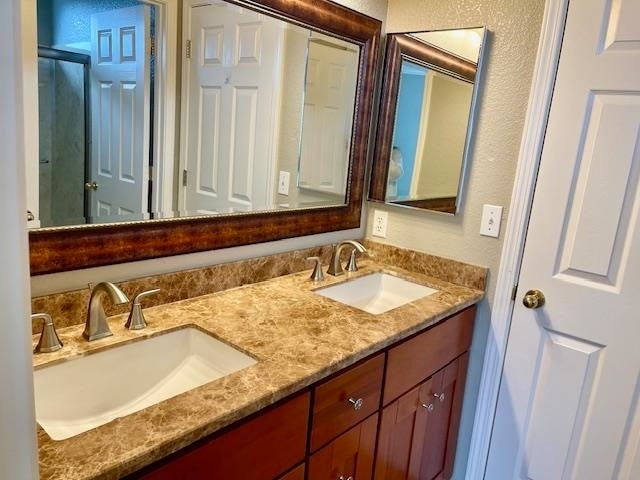 Building Photo - 211 Swan Ct