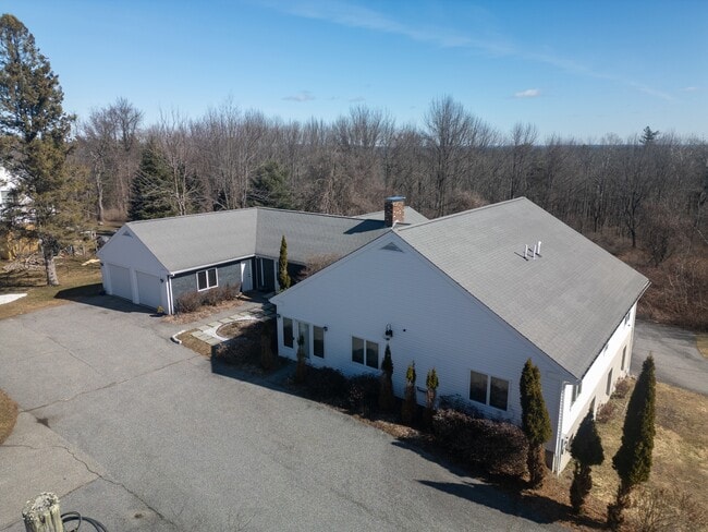 Building Photo - 363 Blackstrap Rd