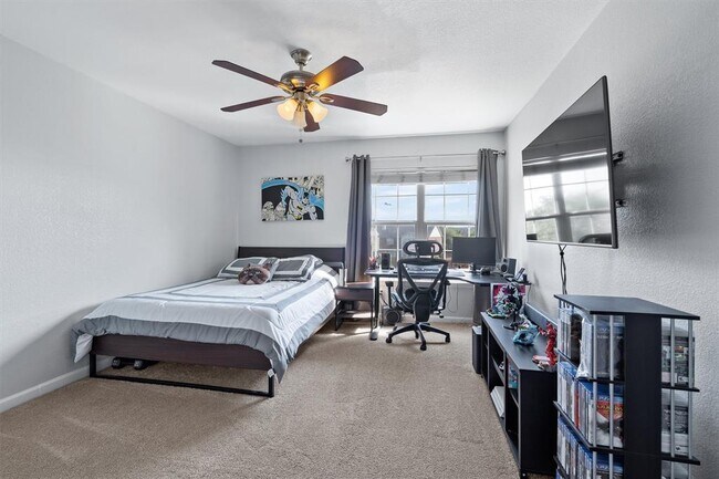 Building Photo - 1213 Faber Dr