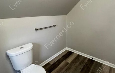 Building Photo - 4011 Fairview Dr