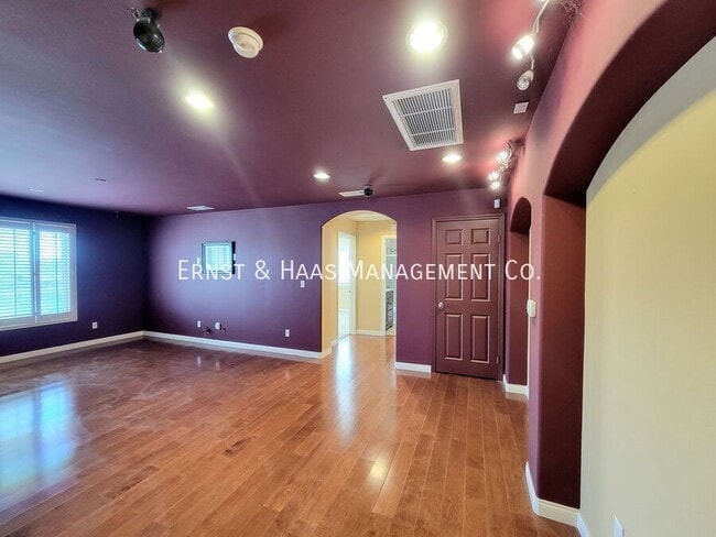 Building Photo - 22419 Grace Ave