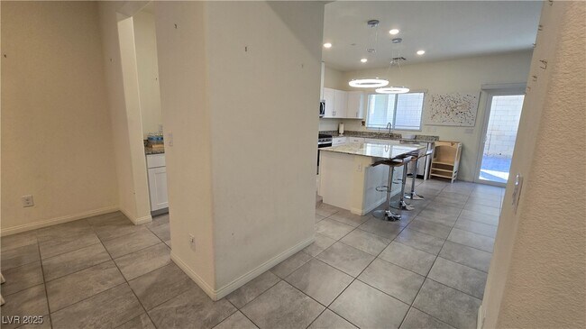 Building Photo - 10971 Meridian Flds Ave