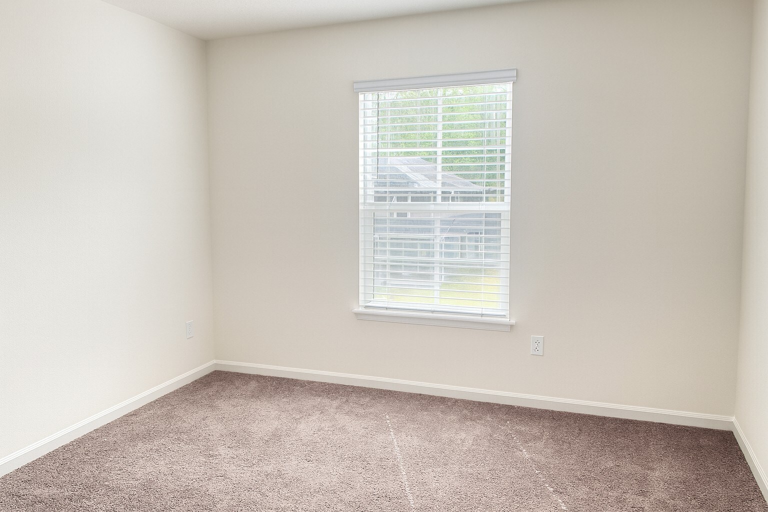 Building Photo - 98 Pittman Ct