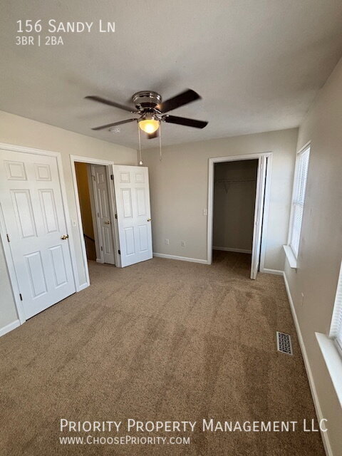 Building Photo - 156 Sandy Ln