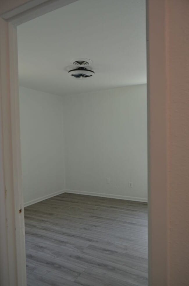 Building Photo - Call this Home!