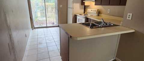 Building Photo - 3745 Frontera Cir