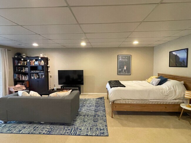 Building Photo - Leesburg Country Club 4 Bed 3.5 Bath SFH F...