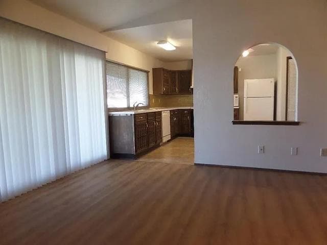 Building Photo - 11015 Wallbrook Dr