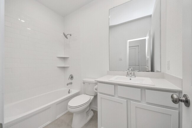 Building Photo - 13407 Harbor Pt Dr