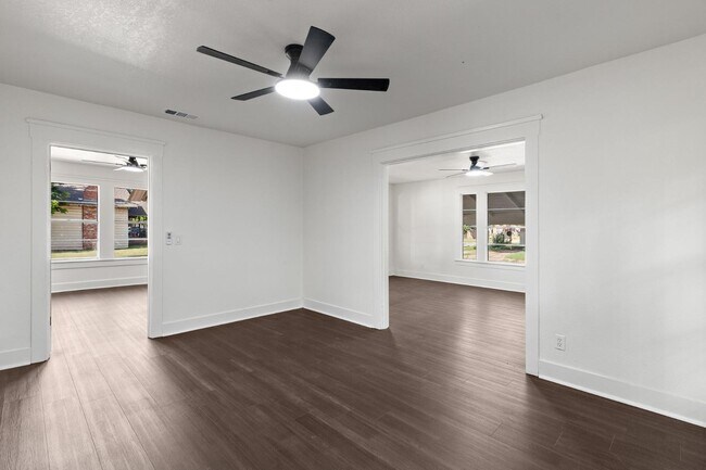 Building Photo - 1415 Fillmore St